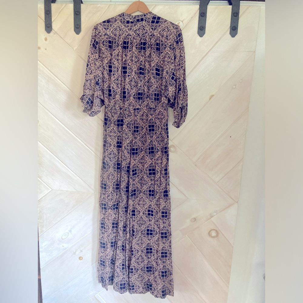 Beautiful 100% silk maxi dress